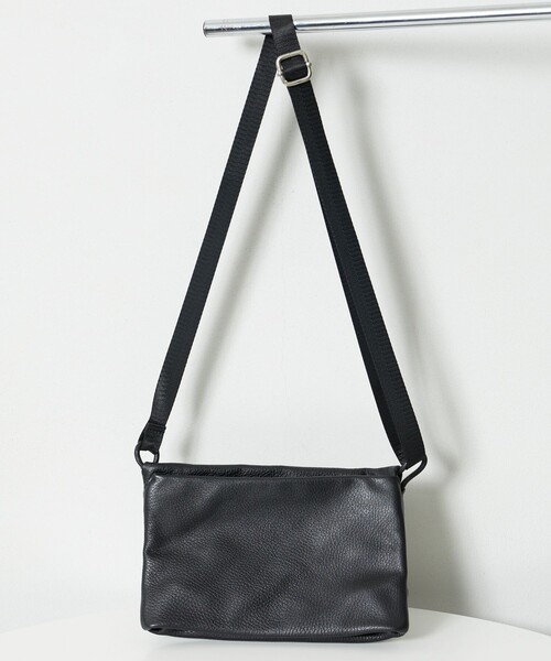 ショルダーバッグ レザー 斜めがけ first hand ファーストハンド 黒 Firsthand ショルダーバッグ Firsthand/ファーストハンド 2WAY