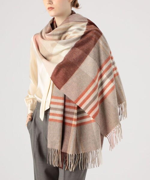 Johnstons of Elgin（ジョンストンズ オブ エルガン） ストール