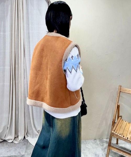 美品✨エンメティ ダウンベスト ムートン ボア トグルボタン アイボリー L相当 美品✨エンメティ ダウンベスト ムートン ボア トグルボタン