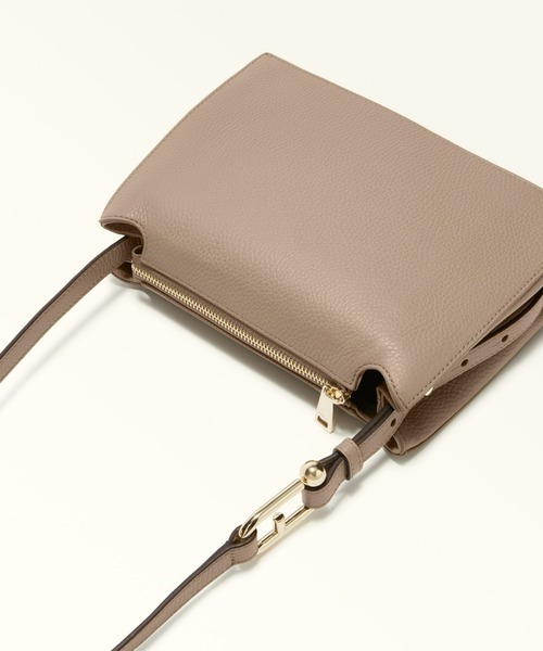 FURLA（フルラ） ショルダーバッグ バッグ ヌヴォラ クロスボディ