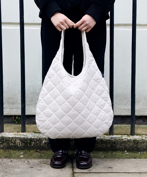 LAVENHAM（ラベンハム） ショルダーバッグ バッグ Quilted Round Bag 