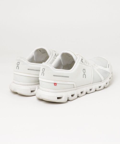 「On」 ローカットスニーカー 28.0cm ホワイト メンズの画像2
