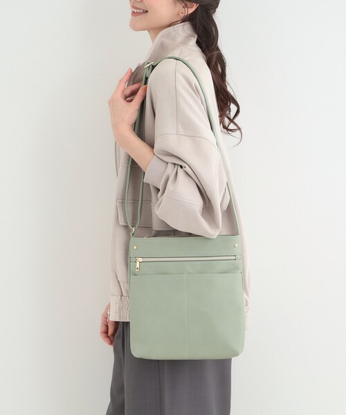 SHOO・LA・RUE（シューラルー） ショルダーバッグ バッグ 「8ポケット