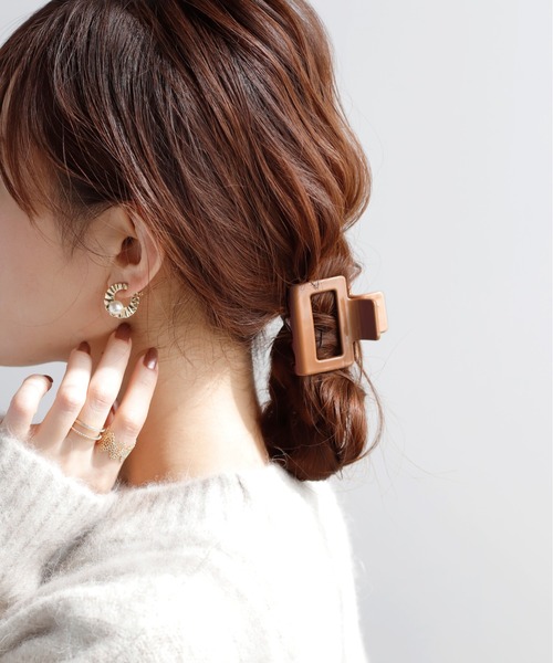 ANEMONE（アネモネ） ヘアクリップ シックカラーのスクエアバンス