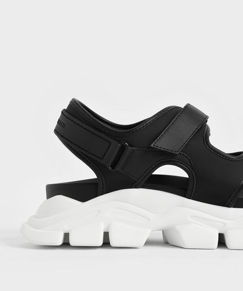 高品質セール スニーカー チャンキースポーツサンダル / Chunky Sports Sandals ZOZOTOWN PayPayモール店 - 通販 - PayPayモール 定番人気新作