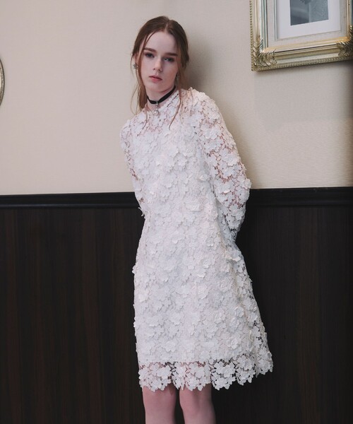 【新品未使用】LOULOU WILLOUGHBYケミカルフラワーレースワンピース LOULOU WILLOUGHBY（ルルウィルビー） ワンピース 「LOULOU WILLOUGHBY