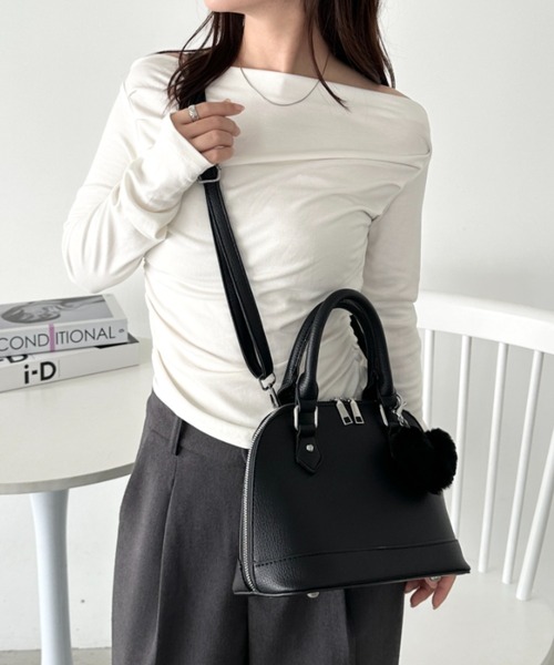 CLEA ボストンバッグ 「6色展開」ハートチャーム付きボストンバッグ