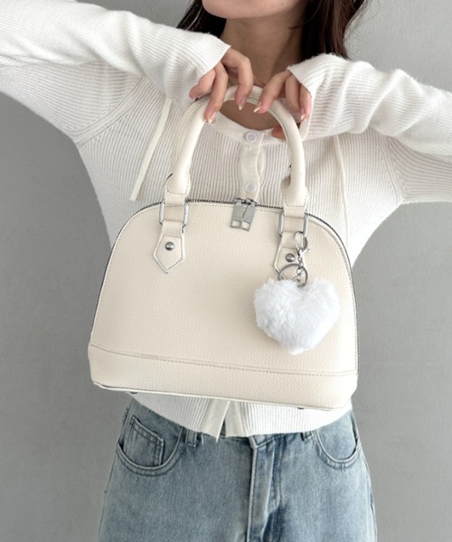 CLEA ボストンバッグ 「6色展開」ハートチャーム付きボストンバッグ