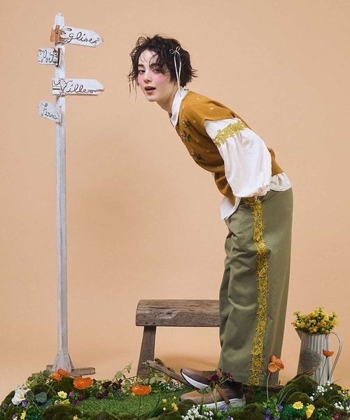 Jocomomola（ホコモモラ） パンツ Encaje de Animal フラワーレース