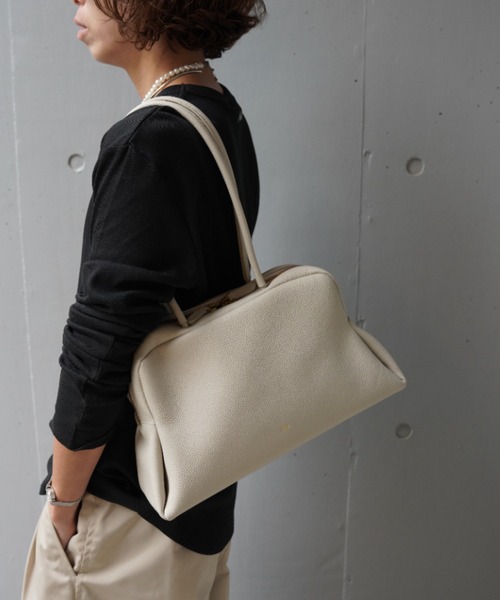 ハンドバッグ TOV(トーヴ)  PETAL OBLONG BAG Mの画像
