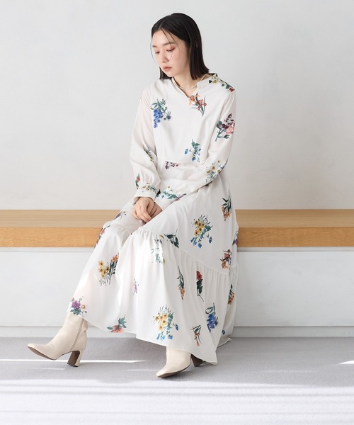 Andemiu（アンデミュウ） ワンピース ボタニカルフラワーワンピース