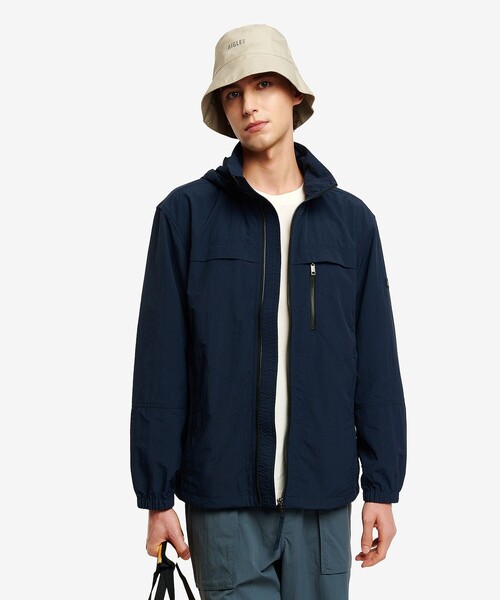 AIGLE（エーグル） マウンテンパーカー ウインドブレーカー 軽量 撥水