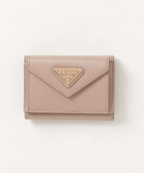 PRADA 三つ折り財布 三角ロゴ サフィアーノ コンパクウォレット ピンク PRADA（プラダ） 三角ロゴ サフィアーノレザー 財布 - ピンク