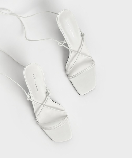 CHARLES ＆ KEITH サンダル ストラッピータイアラウンド