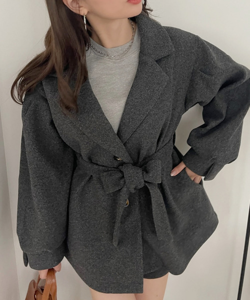 ZOZOTOWN Ada リボンベルト 付き ボリュームスリーブ ショートコート Ada. コート アウター リボンベルト 付き ボリュームスリーブ