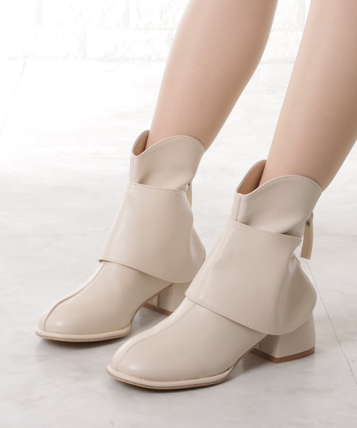 ★Betsey Johnson★海外セレブに大人気★KASEY★ブーツ Amazon.com | Betsey Johnson Women's Kasey Fashion Boot, Gold