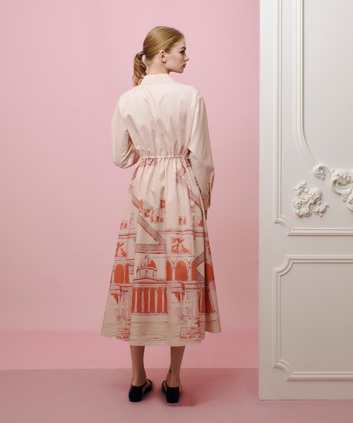 新品未使用LOULOU WILLOUGHBYコットンダブルクロスシャツワンピース LOULOU WILLOUGHBY コットンダブルクロスシャツワンピース