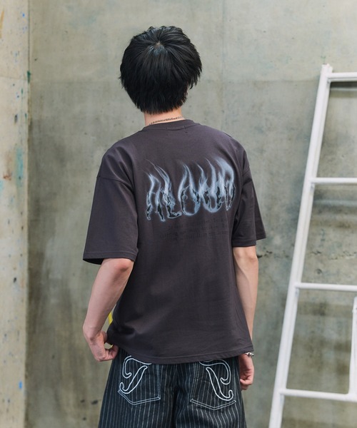 tシャツ ボックスシルエット グランジ風 Y2Kモチーフ 韓国風 バック