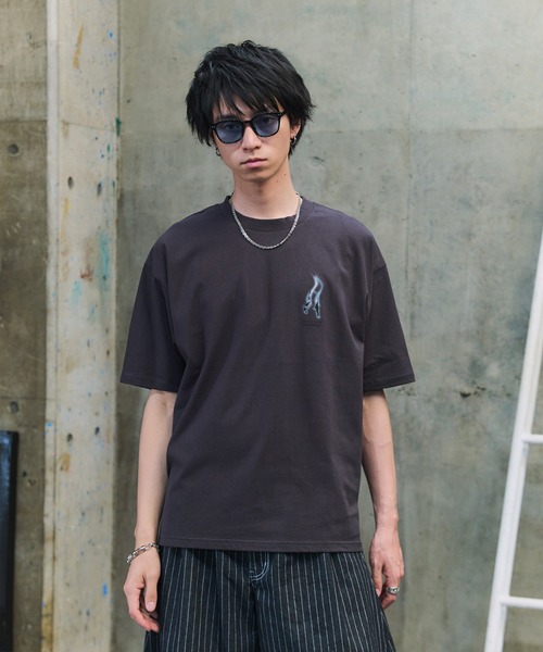 tシャツ ボックスシルエット グランジ風 Y2Kモチーフ 韓国風 バック