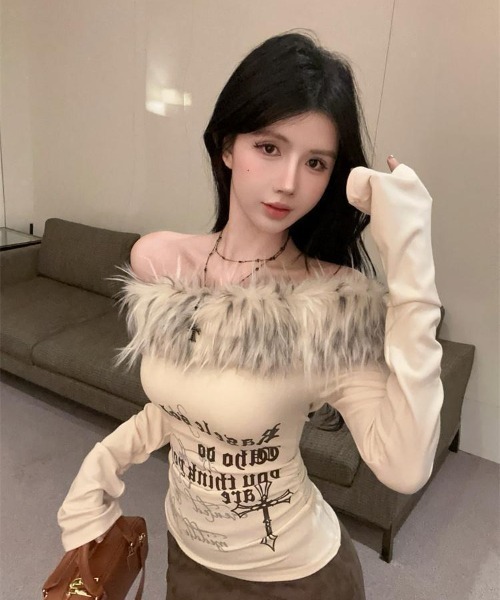 DEVICE（デバイス） tシャツ ボリューム ファー オフショルダーギャル 