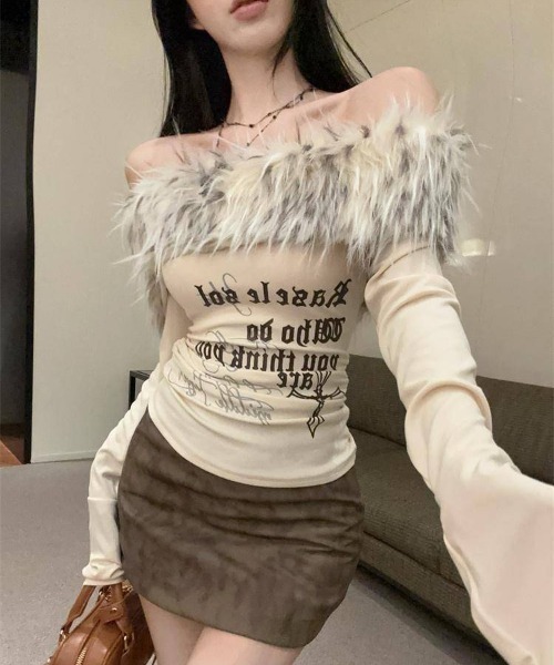 DEVICE（デバイス） tシャツ ボリューム ファー オフショルダーギャル 