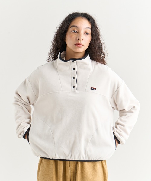 ブリーフィング　ホワイトノースリーブトップス NANGA（ナンガ） AIR WARM FLEECE TOPS W/エアウォーム フリース