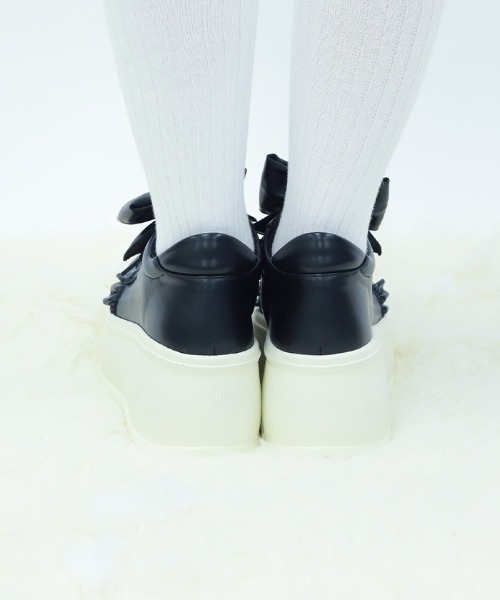 axes femme POETIQUE パンプス リボン付き合皮厚底スニーカー