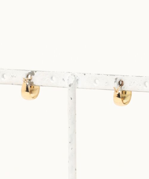 sowi ピアス 大人気月甲ピアスに18金が登場｜K18YG ムーンピアス 5×10