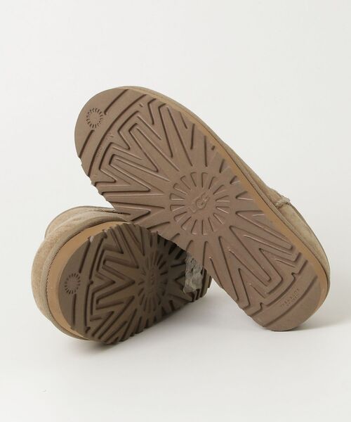 「UGG」 シューズ 38 ベージュ レディースの画像