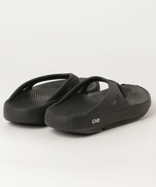 「OOFOS」 ビーチサンダル 24.0cm ブラック レディース_画像2