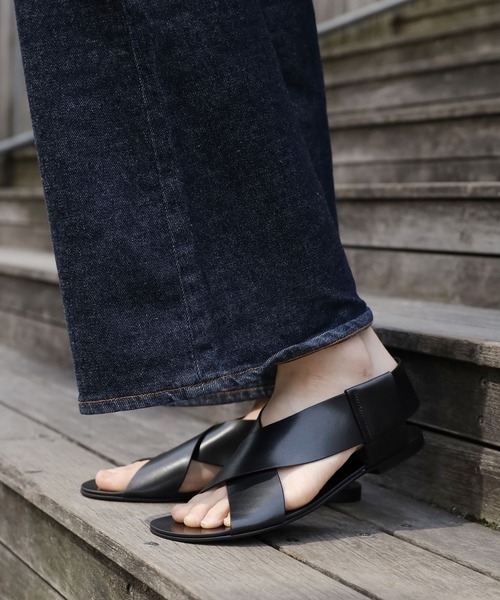 【新品未使用】LAOCOONTE フラットサンダル 37 LAOCOONTE 「LAOCOONTE」 フラットサンダル 37 ブラック