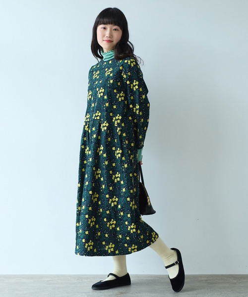 美品 bulle de savon　ノースリーブワンピース 総刺繍　花柄刺繍 美品 bulle de savon ノースリーブワンピース 総刺繍 花柄刺繍