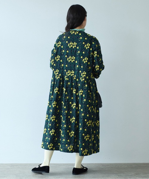 美品 bulle de savon　ノースリーブワンピース 総刺繍　花柄刺繍 美品 bulle de savon ノースリーブワンピース 総刺繍 花柄刺繍