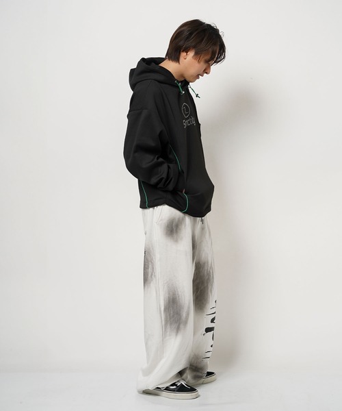 パーカー パイピング メタルプリント / Piping Metal Printed Hoodie