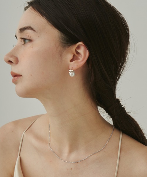 ciite' ピアス 「 金属アレルギー対応 」 リボンパールピアス