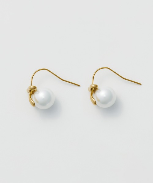 ciite' ピアス 「 金属アレルギー対応 」 リボンパールピアス