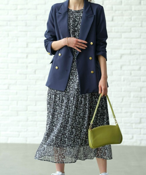 Bona by BONA LUNA 花モチーフ付き 5分袖ワンピース新品未使用 Bona by BONA LUNA 花モチーフ付き 5分袖ワンピース新品未使用