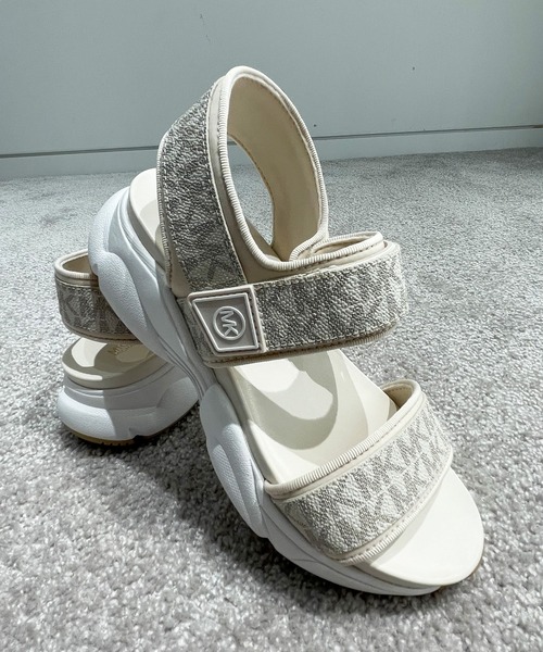 Michael Kors ベージュ サンダル 6M MICHAEL KORS 「MICHAEL KORS」 フラットサンダル 6.5 ベージュ