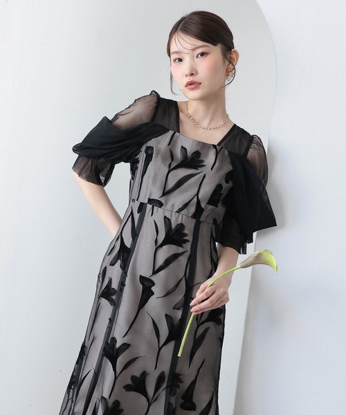 Kana ドレス フロッキーレースオフショルダー風スリーブAライン