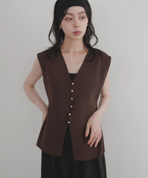 ◆新品◆未使用◆ラピーヌ　ラジョコンダ　ベスト　ジレ LIAN ベスト ジレ メタルボタンニットベスト レディース