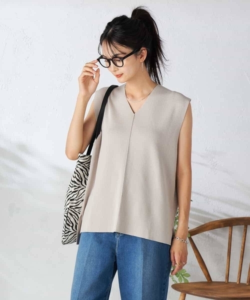 アエレ aere V-neck wool vest Ｖネックベスト aere V-neck wool vest black - メルカリ