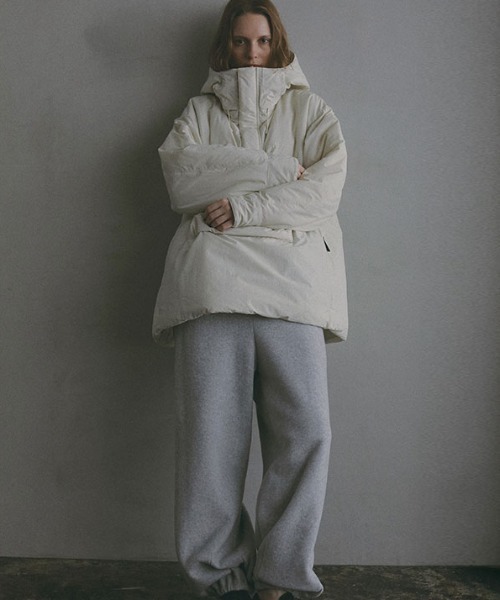 etre tokyo marmot ノベルティ Marmot×ETRE TOKYO PERTEXパディングショルダーバック(F OFF WHITE