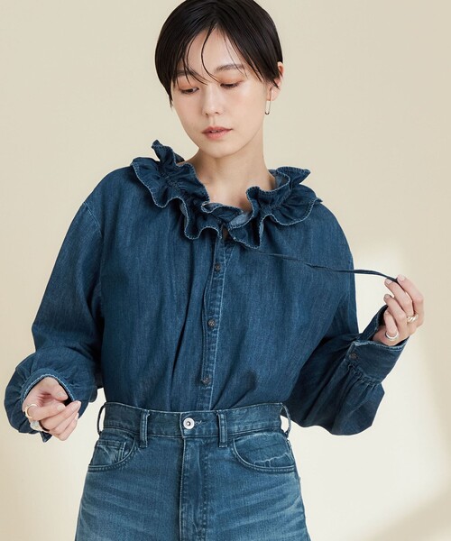 キャラメル リエミラー フリルギャザーデニムブラウス Rie Miller（リエミラー） ブラウス シャツ 「RM denim」フリル