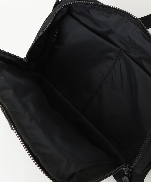peepLoverLGB黒のナイロンショルダーバッグ 底ファースナーで幅広 THE NORTH FACE PURPLE LABEL ショルダーバッグ LABEL/CORDURA Nylon