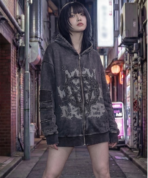 ililil（イルイルイル） パーカー 「ililil/イルイルイル」「悪ぶっ