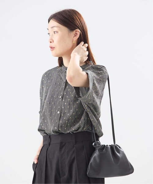ブラウス シャツ 「追加」DEVEAUX GOLDラメモノトーンシャツ レディースの画像
