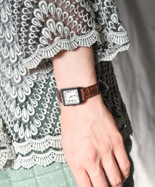 チープカシオ 腕時計 CASIO（カシオ)クラシック スクエア　レザー レディース メンズの画像