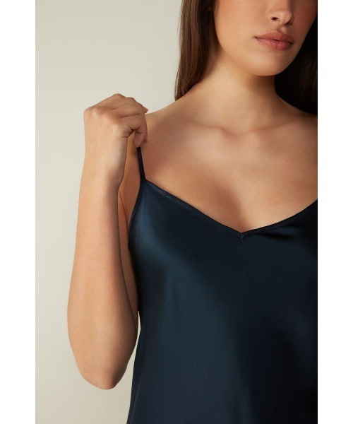 intimissimiシルクVネック トップス キャミソールSブラック Silk Satin Top with V-neckline | Intimissimi