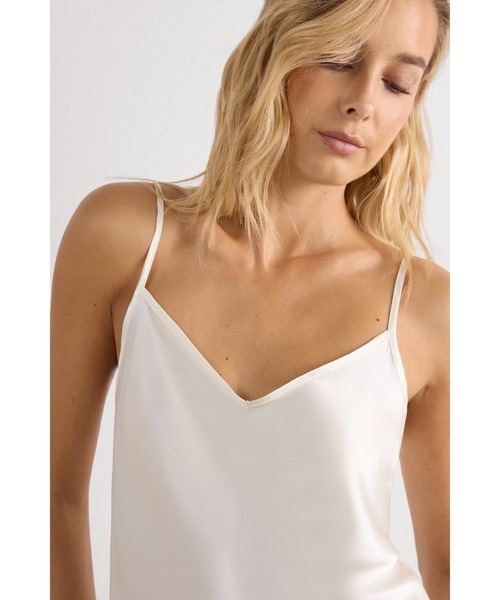 Intimissimi（インティミッシミ） インナーシャツ 肌着 シルクサテン V
