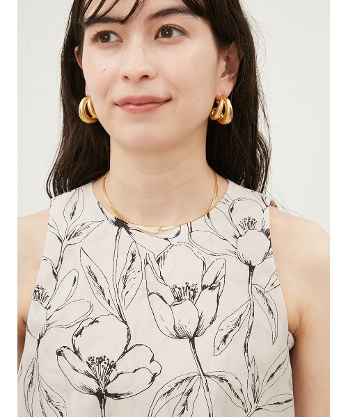 限定値下げ！Mila Owenの黒のノースリーブワンピース Mila Owen（ミラオーウェン）の「ノースリニットVネック